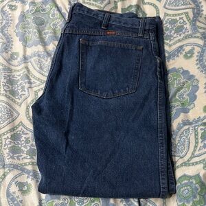 Rustler Wrangler Men's Dark Blue Relaxed Jeans 36x32